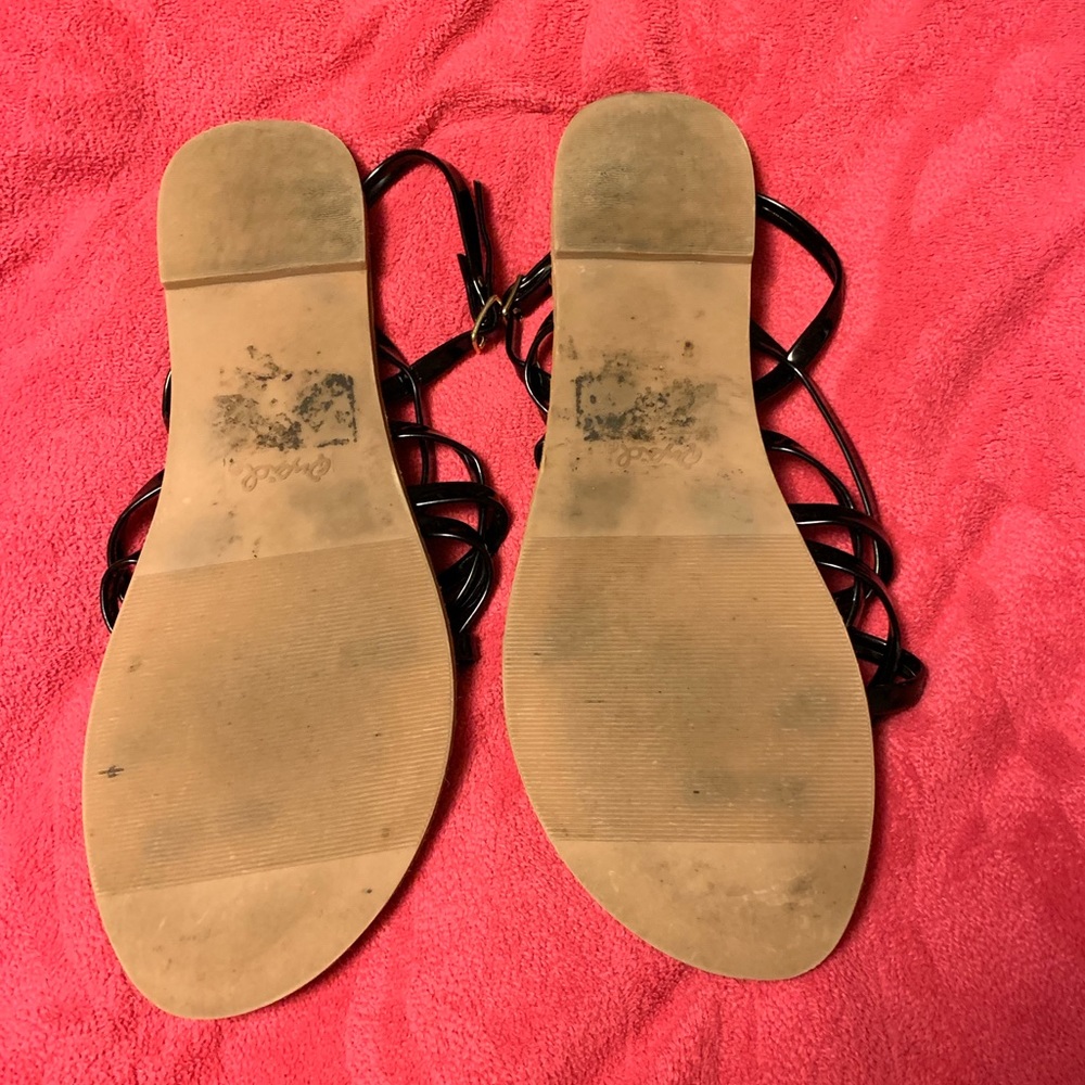 Sandals - Picture 2 of 2